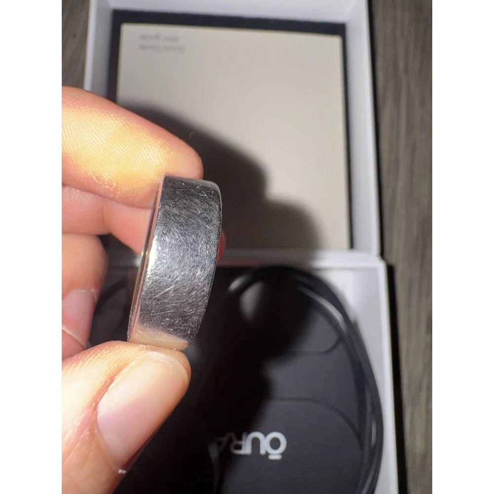 Oura Ring Gen3 Heritage Size 8 - Silver (JZ90-51384-08)